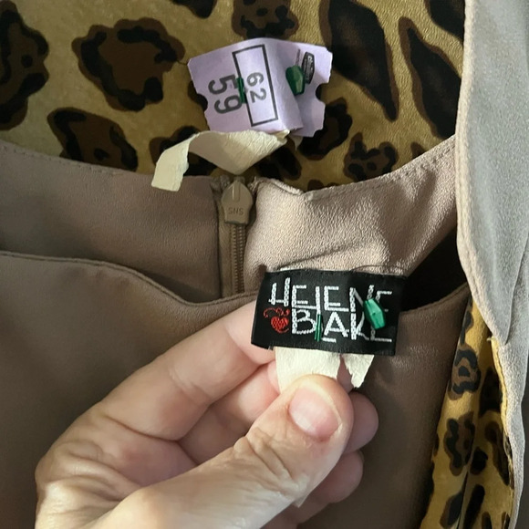 Helen Blake 2 piece dress suit - Picture 6 of 6